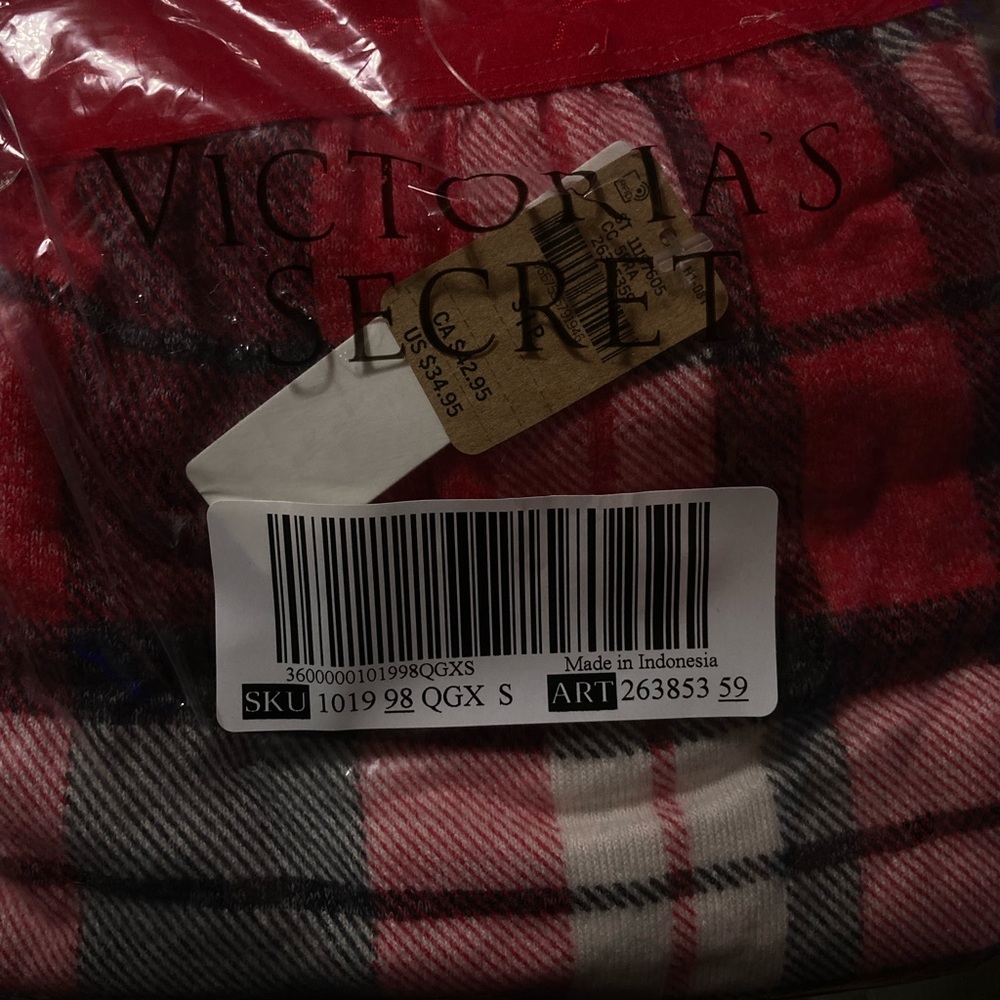 Victoria's Secret Red and White Scarf